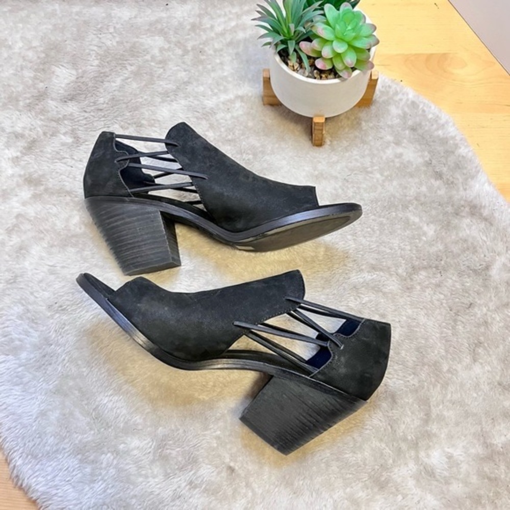 Eileen Fisher Black Nikki Peep Toe Block Heel Shoe